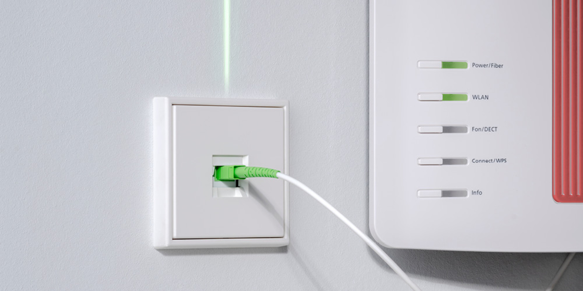 Die neuen Glasfaser-Anschlussdosen bei SBTec smart buildings GmbH in Bruchköbel