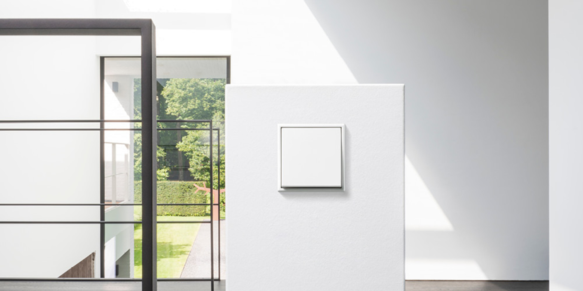 JUNG Schalterprogramme bei SBTec smart buildings GmbH in Bruchköbel